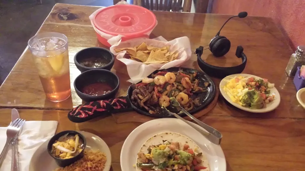 Served with Casa Papitas & Calabacitas